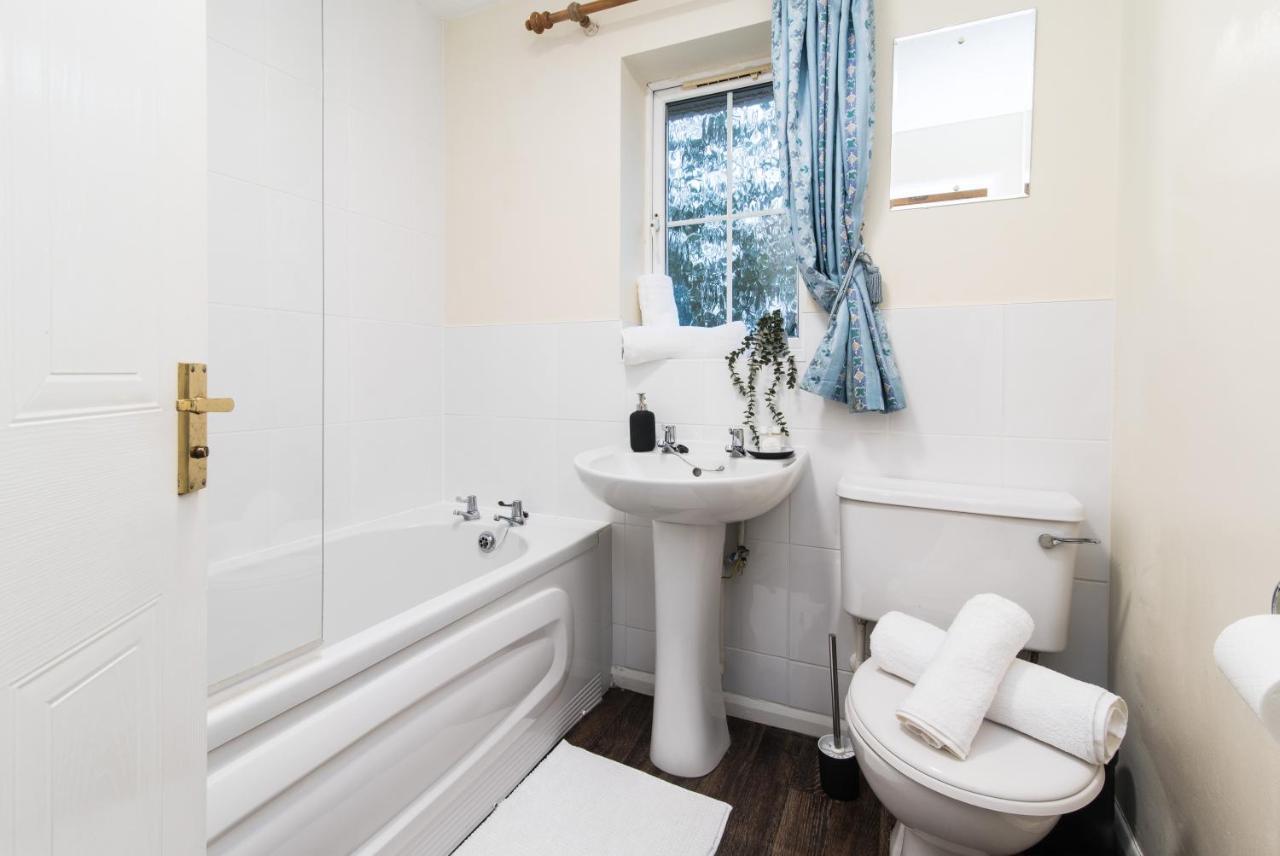 Coventry- Perchfoot 3 Bedroom Contractor And Pet-Friendly Spacious House By Sublime Stays Exterior photo