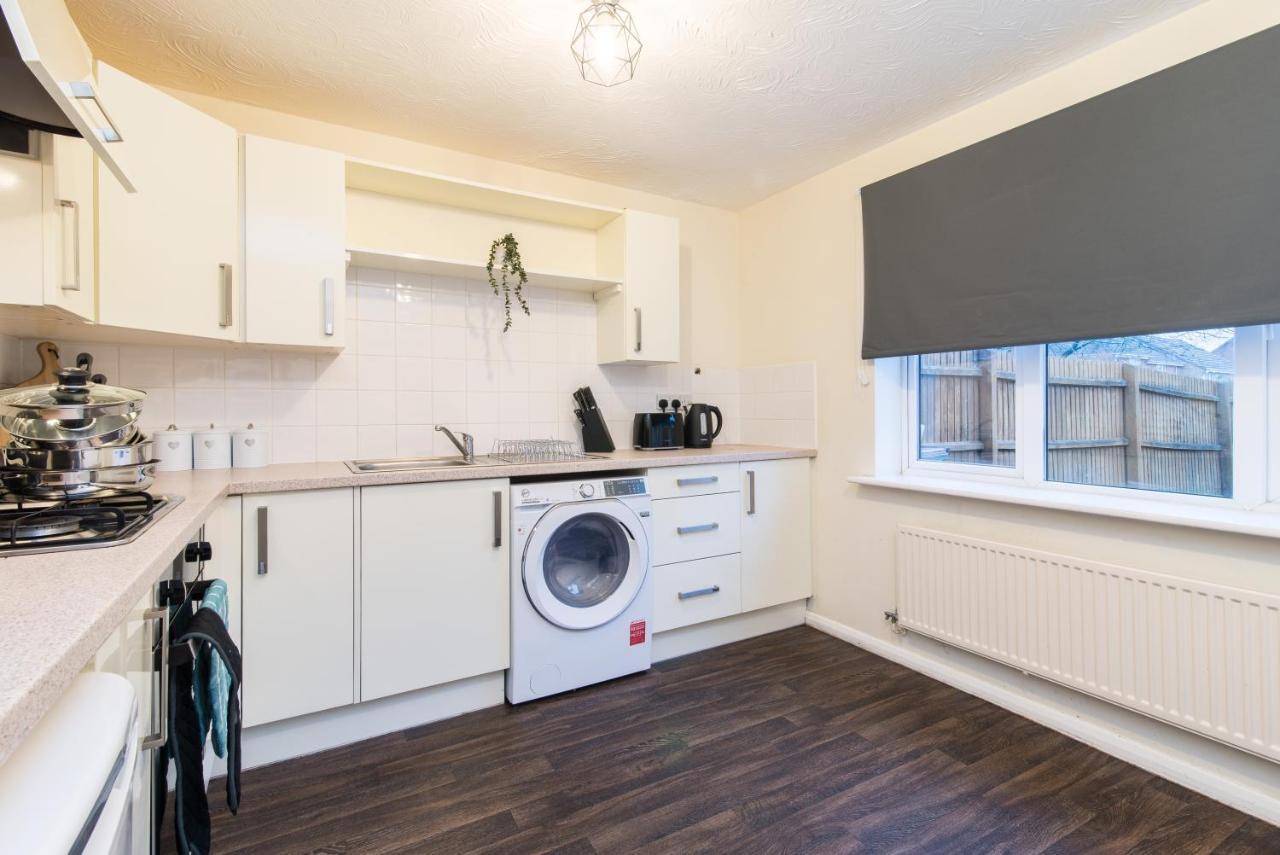 Coventry- Perchfoot 3 Bedroom Contractor And Pet-Friendly Spacious House By Sublime Stays Exterior photo